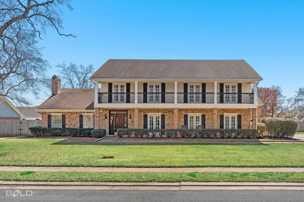 107 Southwood Drive - Photo 1