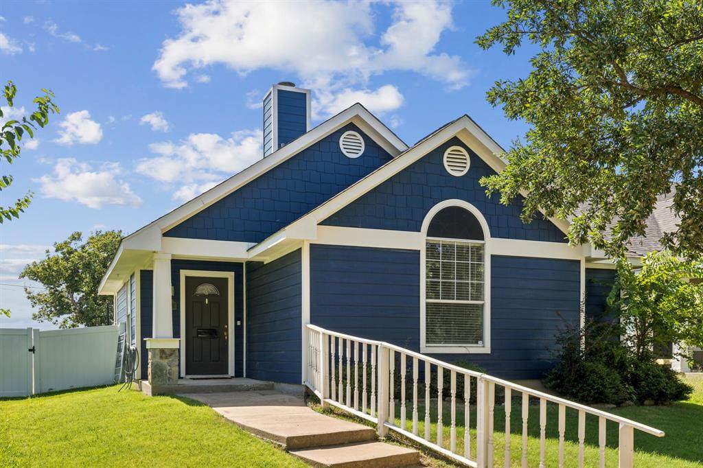 1425 Devonshire Drive - Photo 1