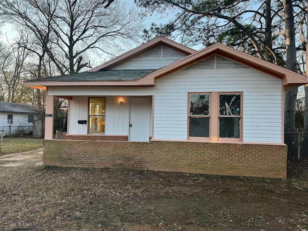 2617 Regent Street - Photo 1