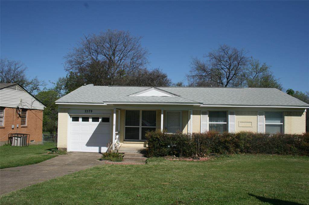 2579 Springvale Drive - Photo 1