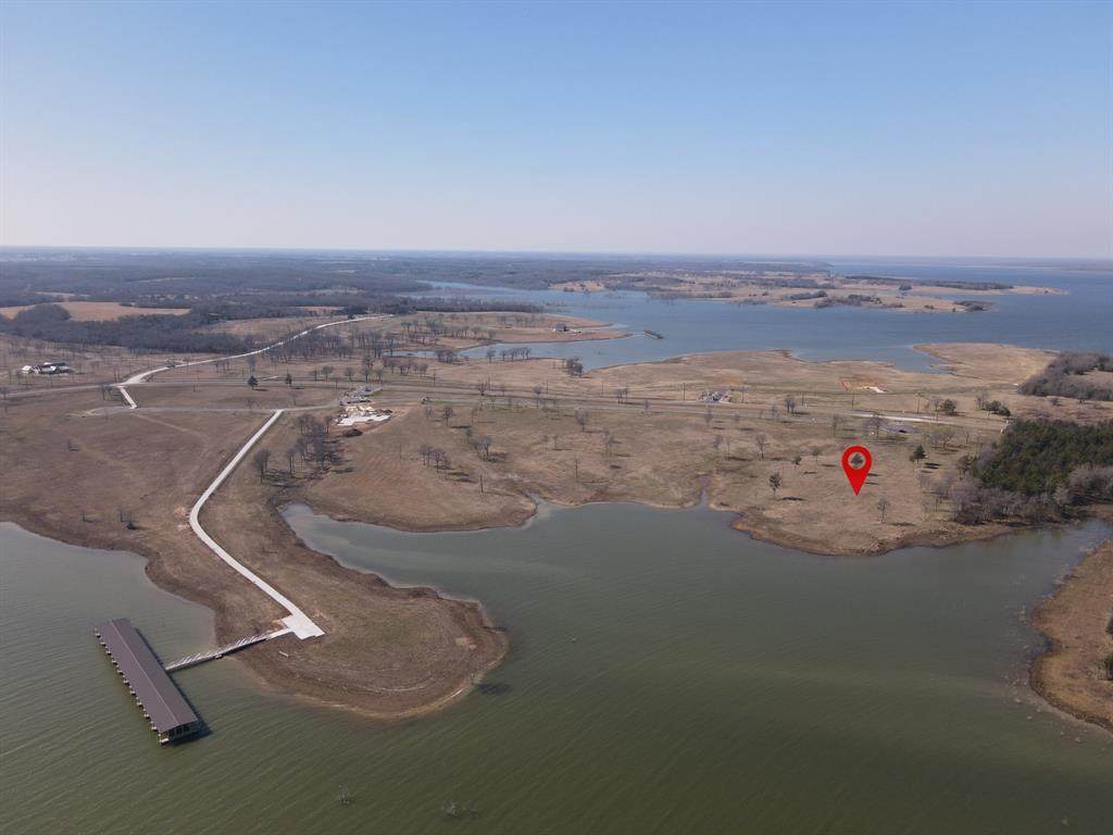 552 Lakeshore Lane - Photo 1