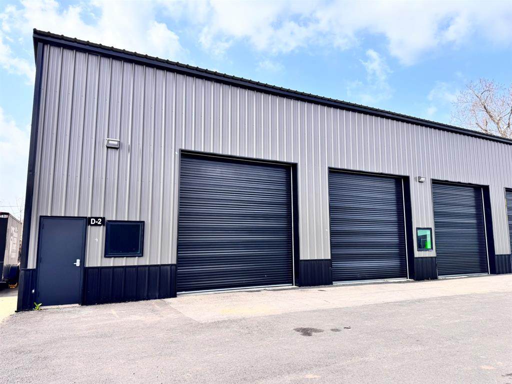 1010 Contractors Circle - Photo 1