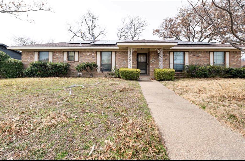 909 Bradfield Drive - Photo 1