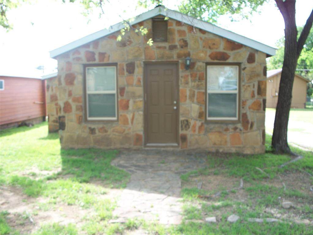 705 South Street - Photo 1