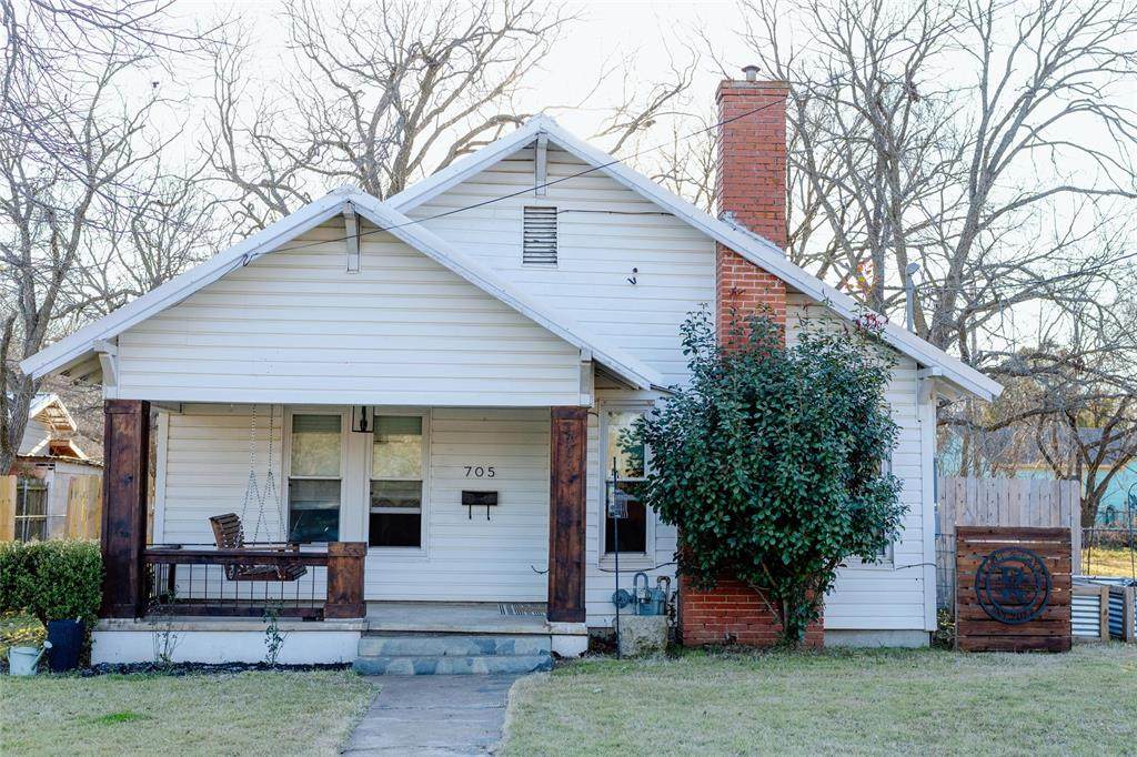 705 Jackson Street - Photo 1