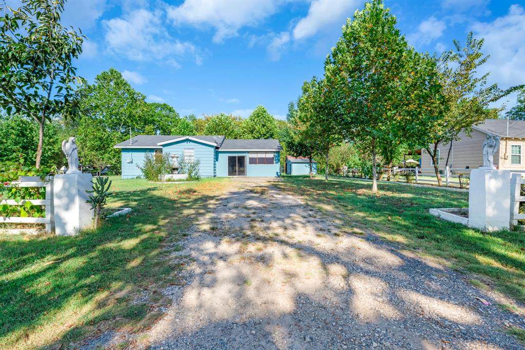 508 Smith Street - Photo 1