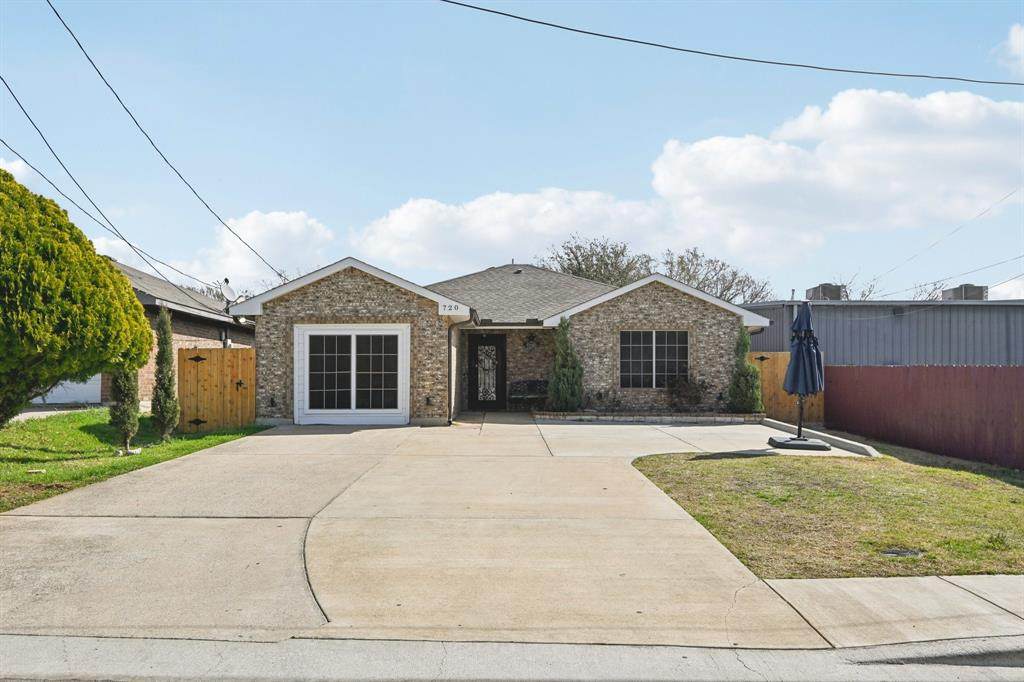 720 Calumet Avenue - Photo 1