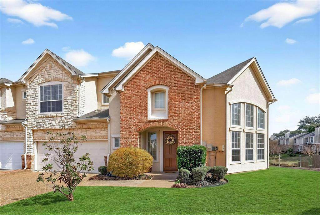 4440 Jardin Street - Photo 1