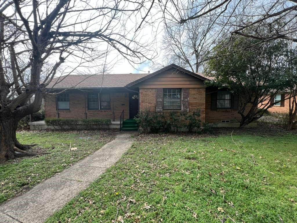 2477 Pinebluff Drive - Photo 1