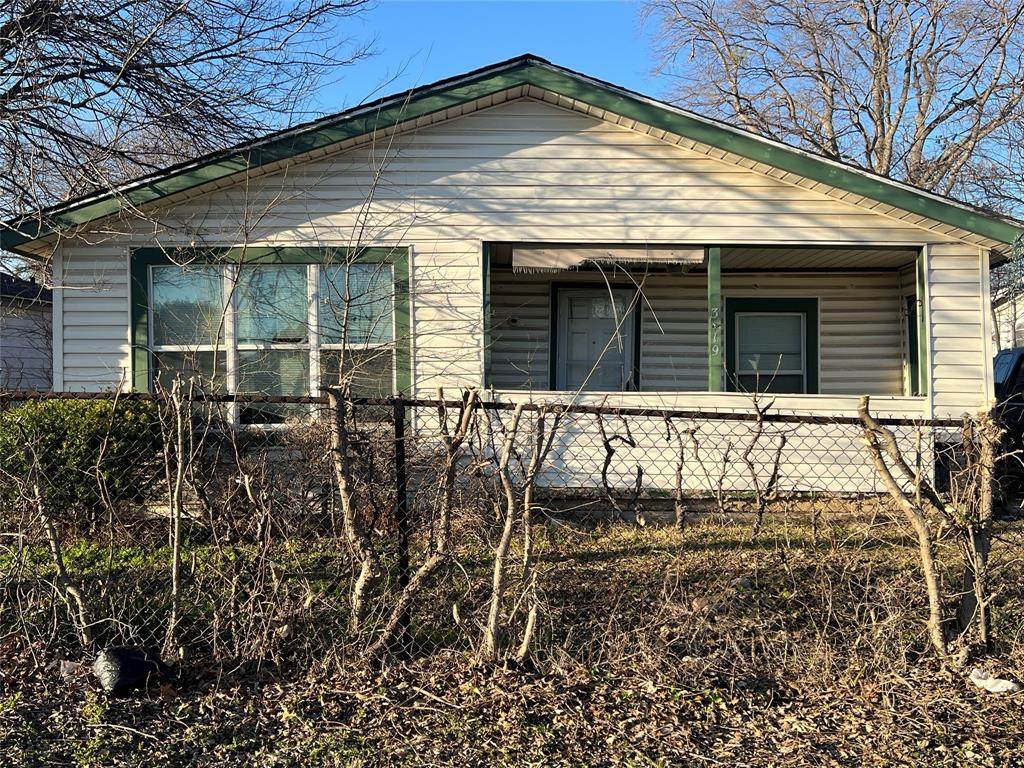 3419 Canada Drive - Photo 1