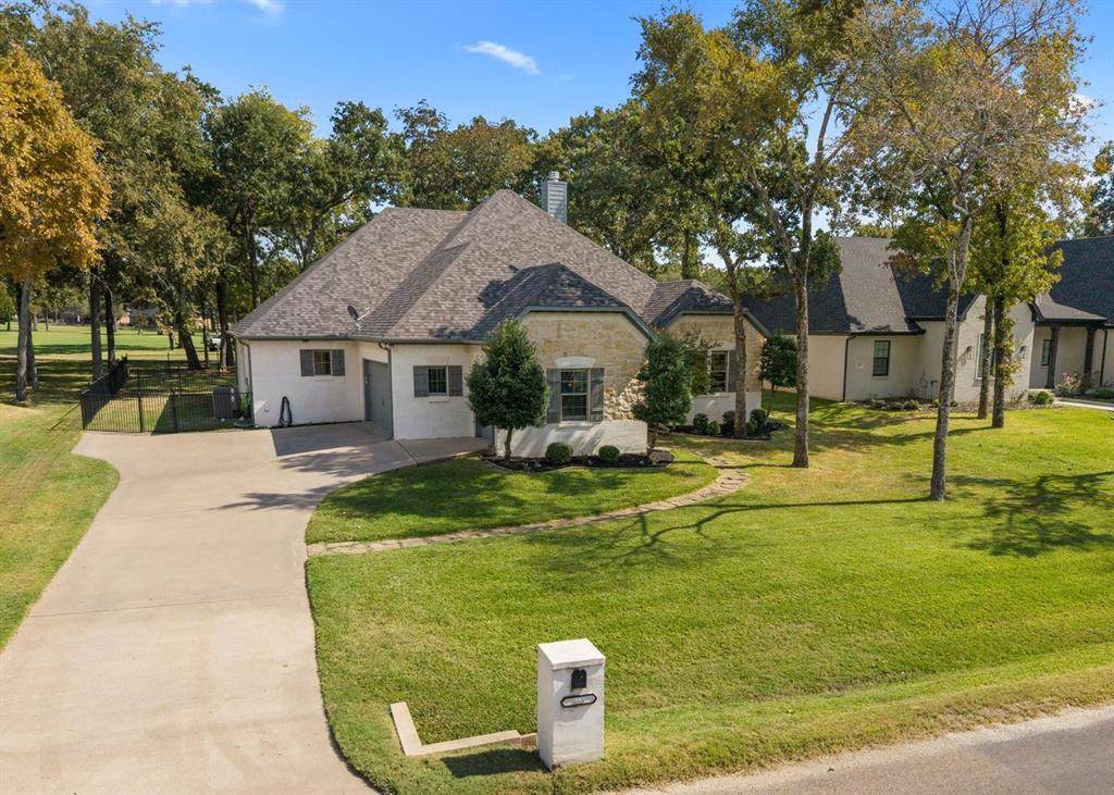 359 Saint Andrews Drive - Photo 1