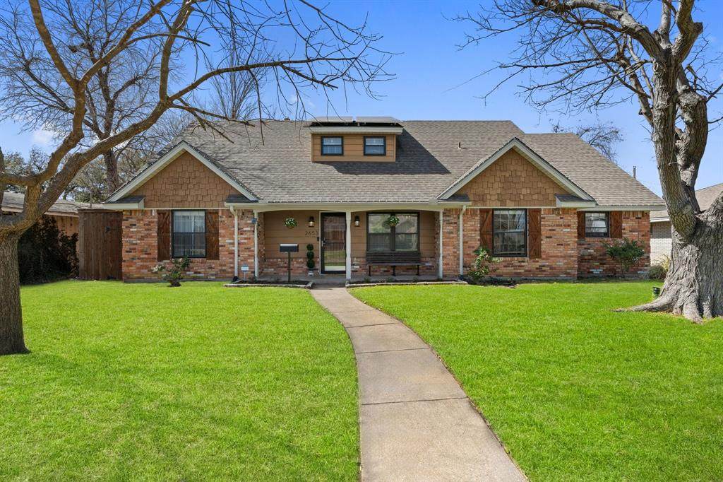 2653 Heatherwood Drive - Photo 1