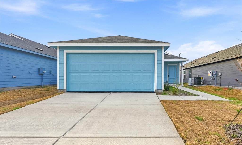 241 Boxberry Way - Photo 1
