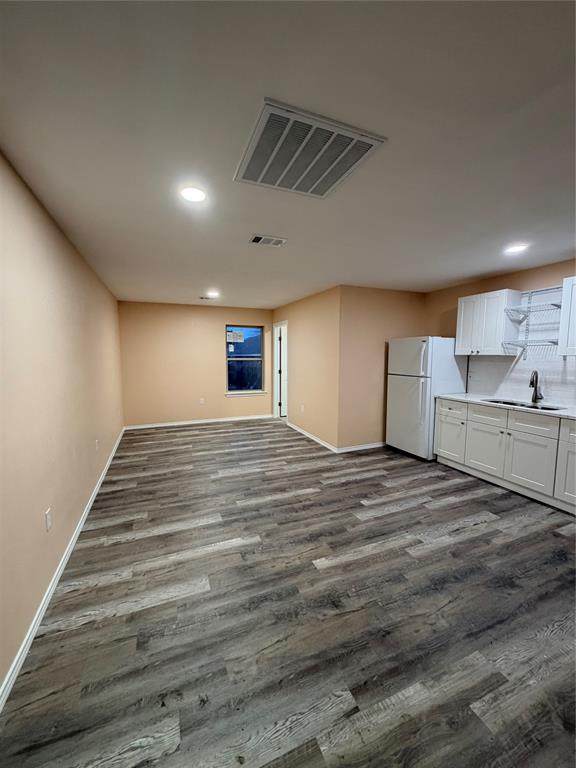 3827 Biglow Drive - Photo 1