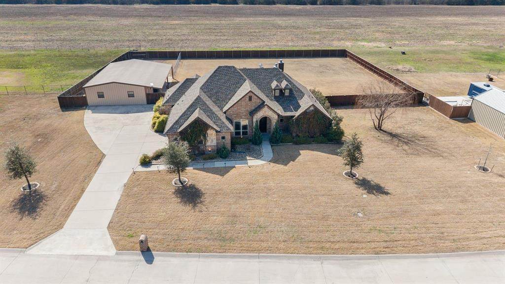 114 Skyview Court - Photo 1