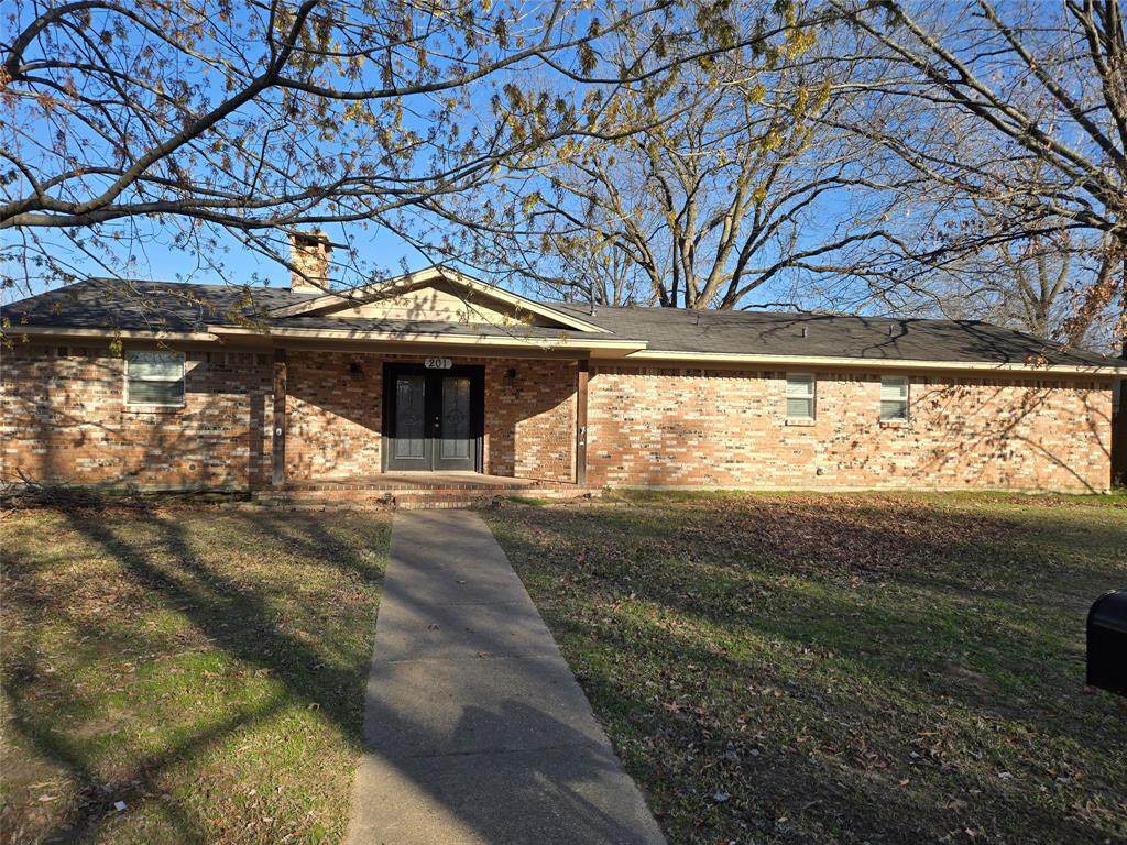201 Robin Way Street - Photo 1