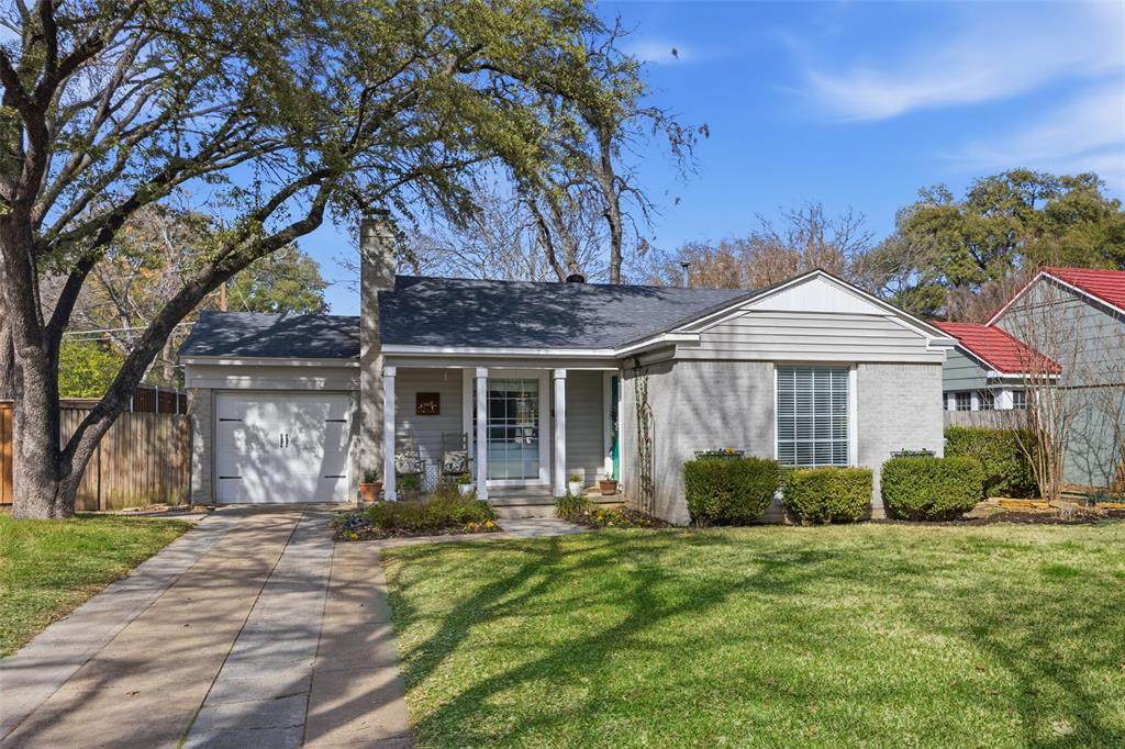 6424 Darwood Avenue - Photo 1