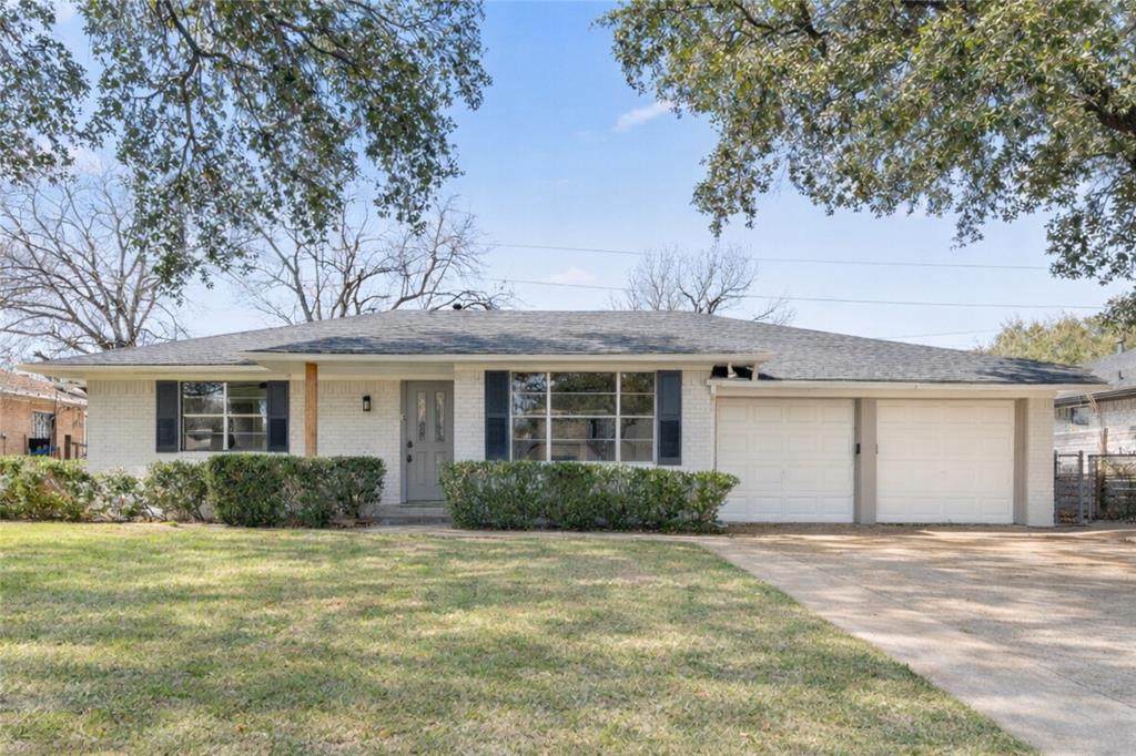 3138 Touraine Drive - Photo 1