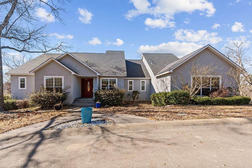 7031 Ridge Place Circle - Photo 1
