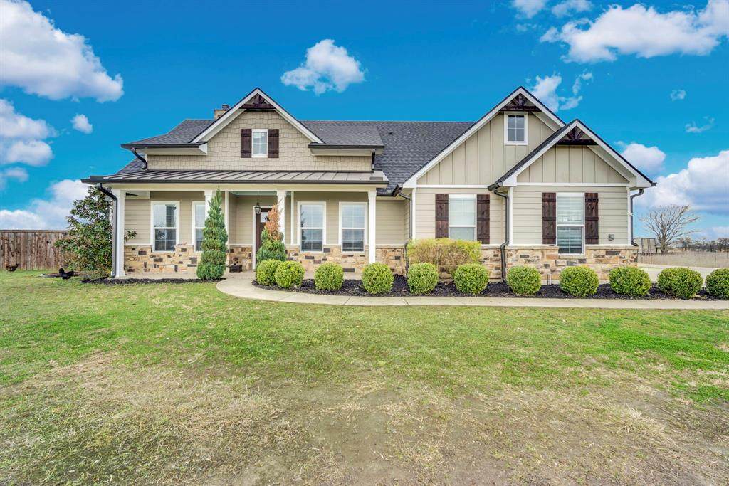 360 Forreston Road - Photo 1