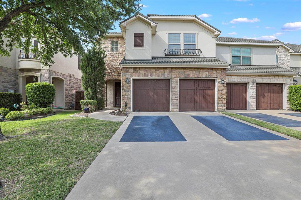 2561 Fountain Cove - Photo 1