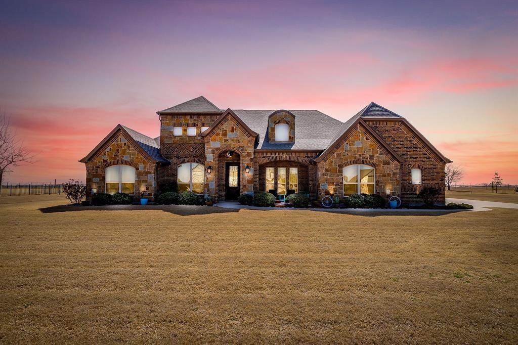 8613 Tuscan Way - Photo 1