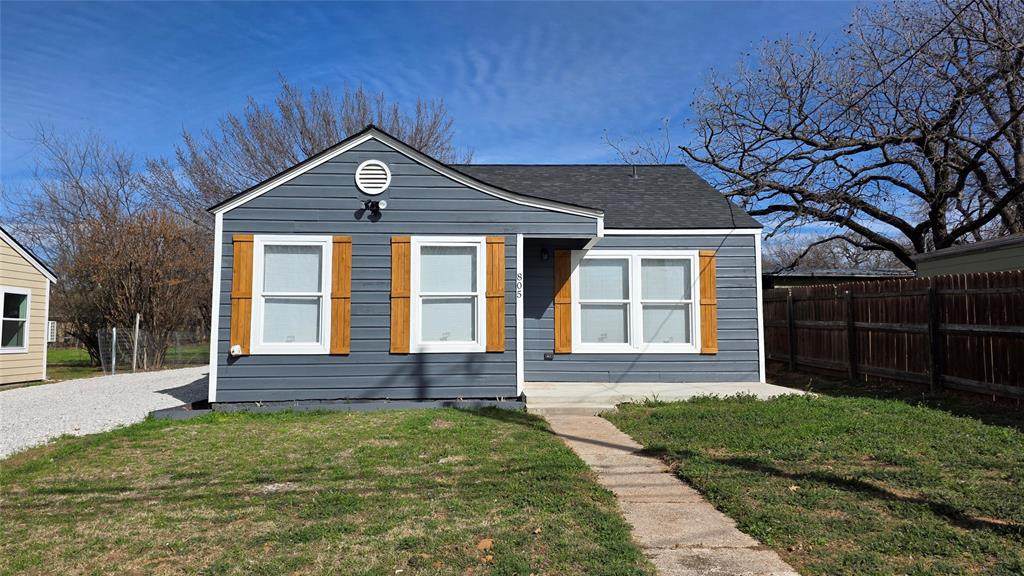 805 Adkins Street - Photo 1