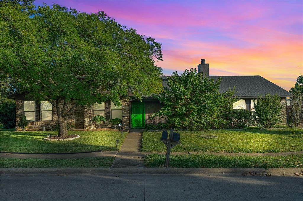 2201 Ember Lee Drive - Photo 1