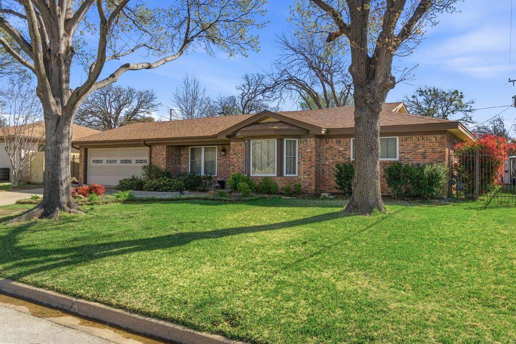 1760 Acorn Lane - Photo 1