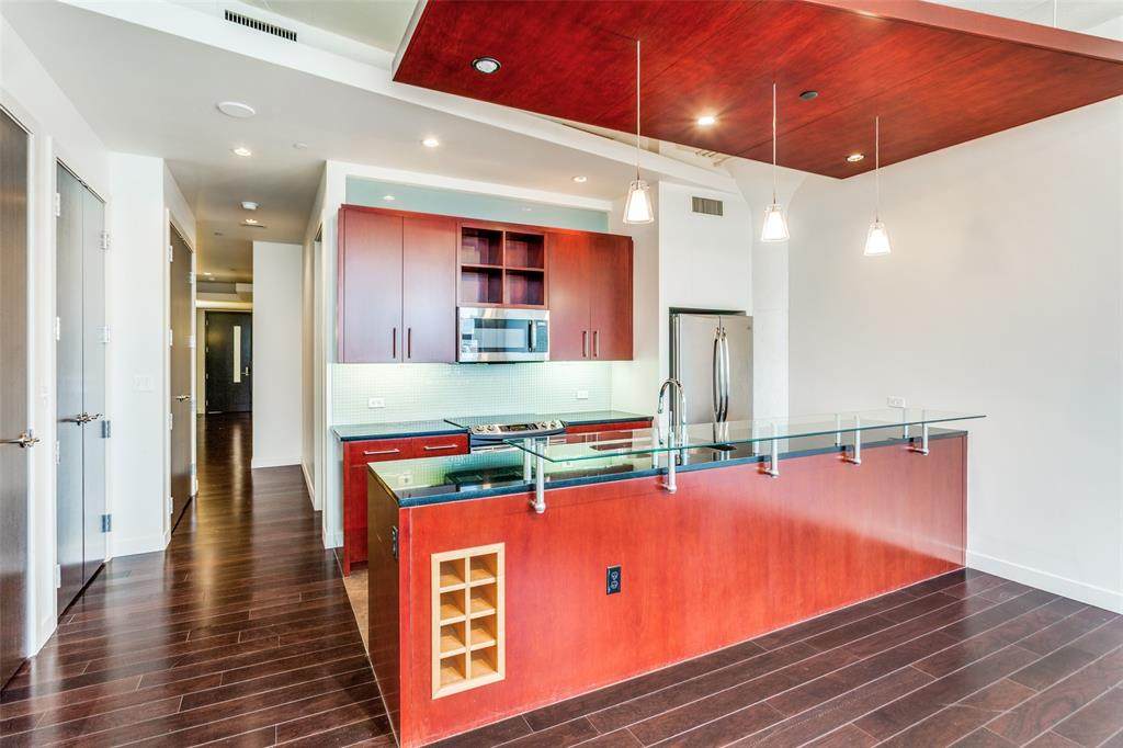 2600 7th Street - Photo 1