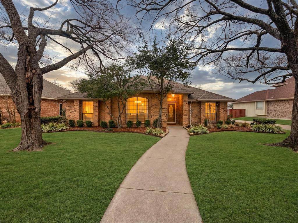 308 Rolling Oak Drive - Photo 1