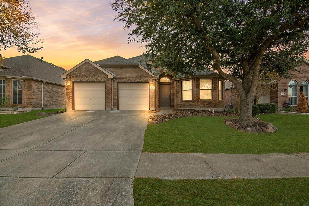 549 Hickory Lane - Photo 1