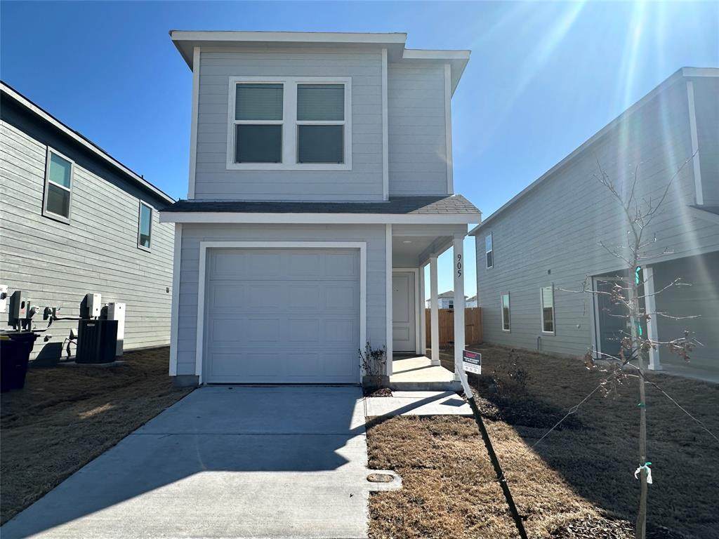 905 Blue Heron Drive - Photo 1