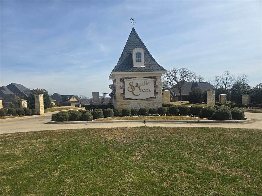 3805 Saddle Creek - Photo 1