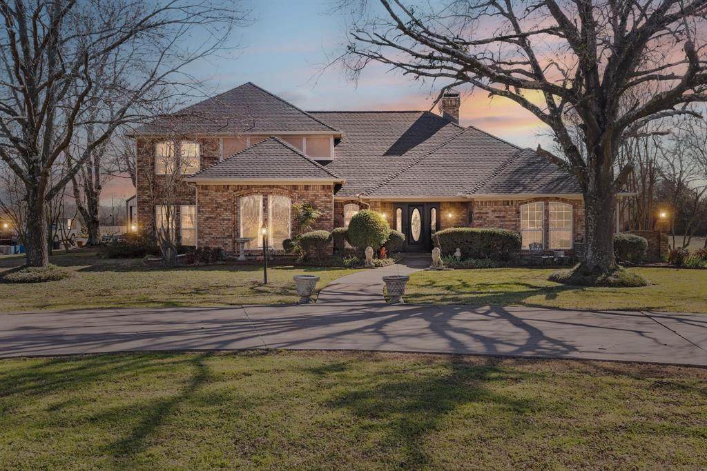 412 Pipeline Road - Photo 1