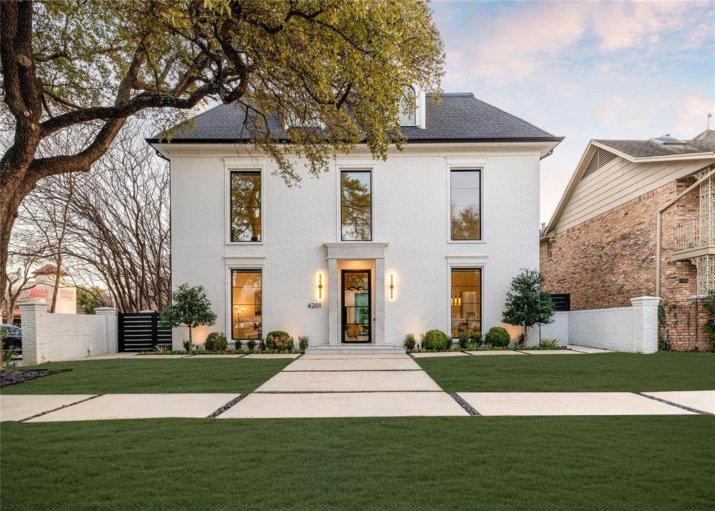 4201 Potomac Avenue - Photo 1