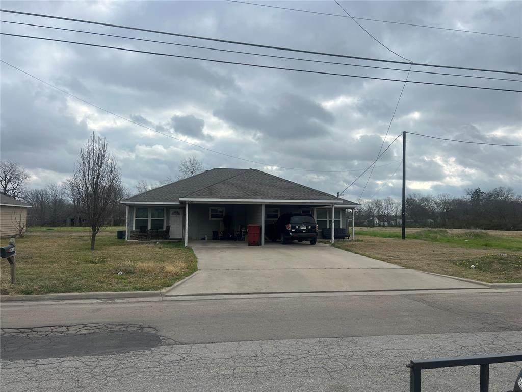 1608-1610 Albert Broadfoot Street - Photo 1