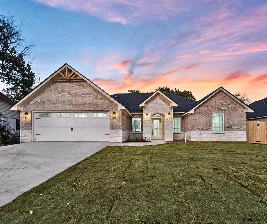 2509 Stewart Drive - Photo 1