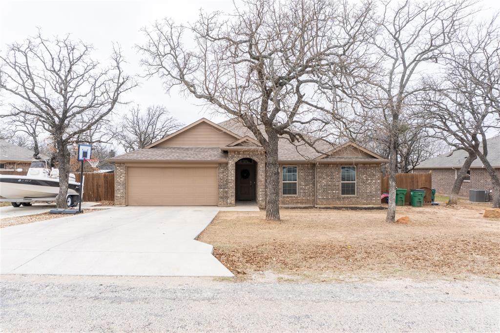 207 Shady Oaks Drive - Photo 1