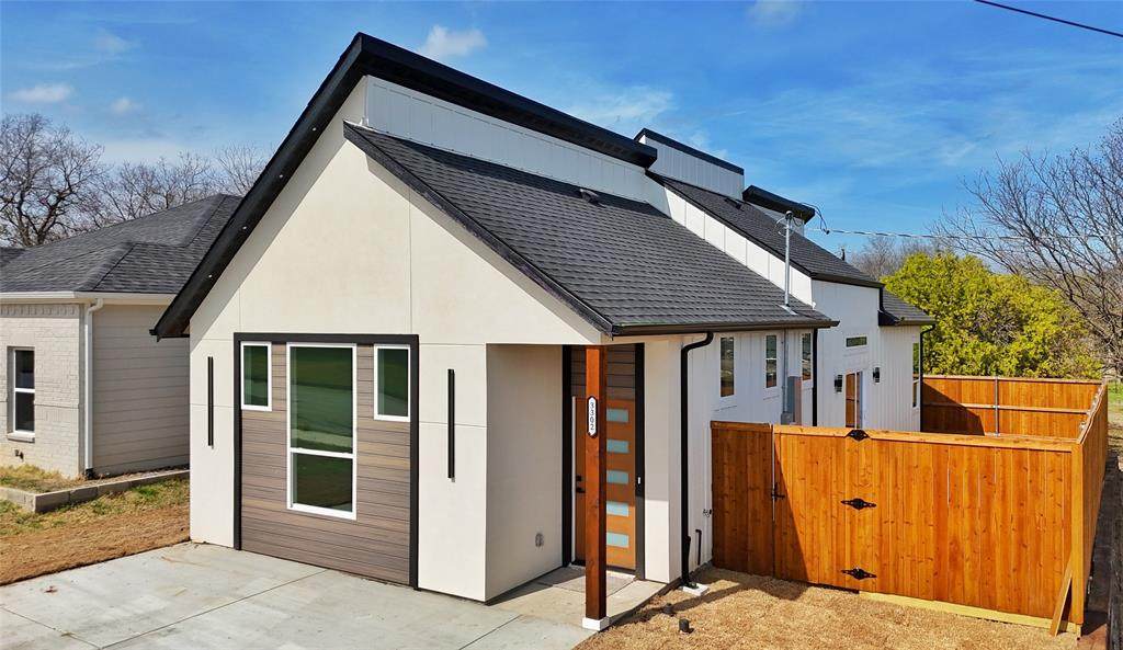 3302 Silver Street - Photo 1