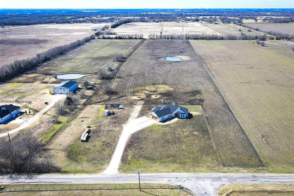 2415 Bucksnort Road - Photo 1