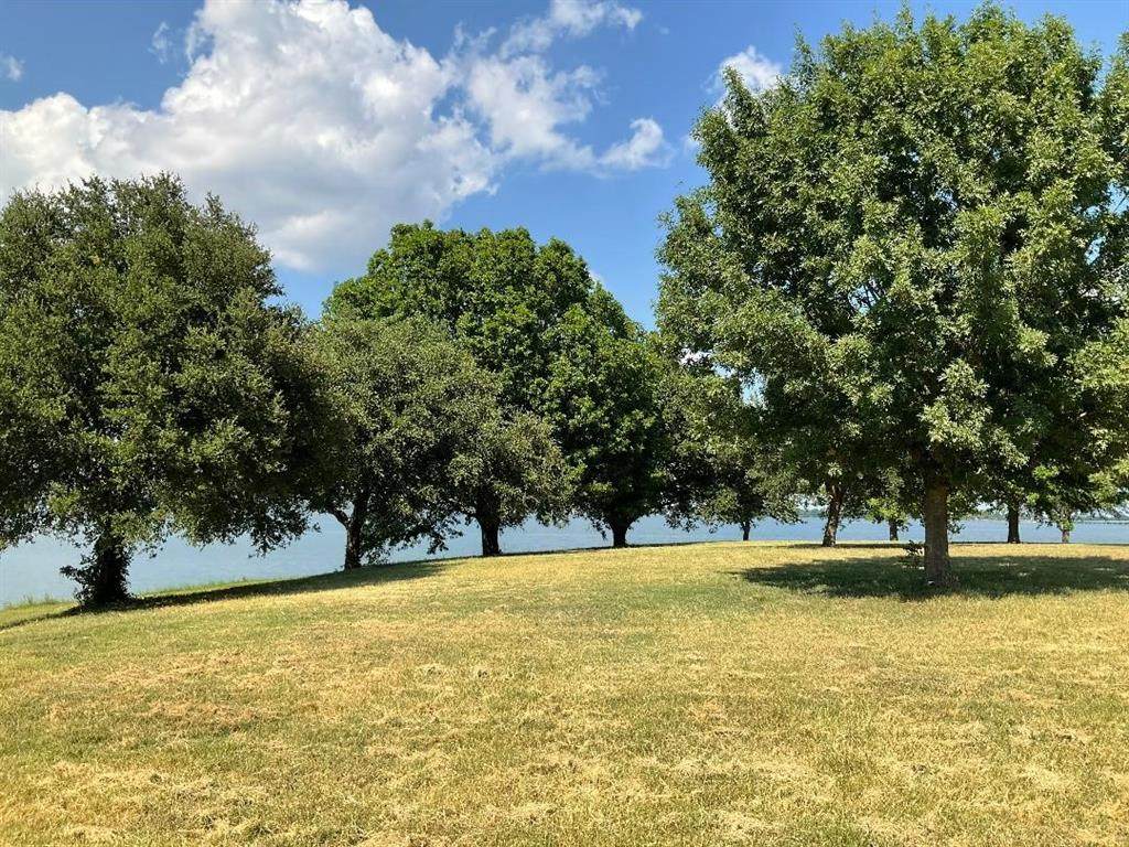 2 Acres +/- County Road 3186 - Photo 1