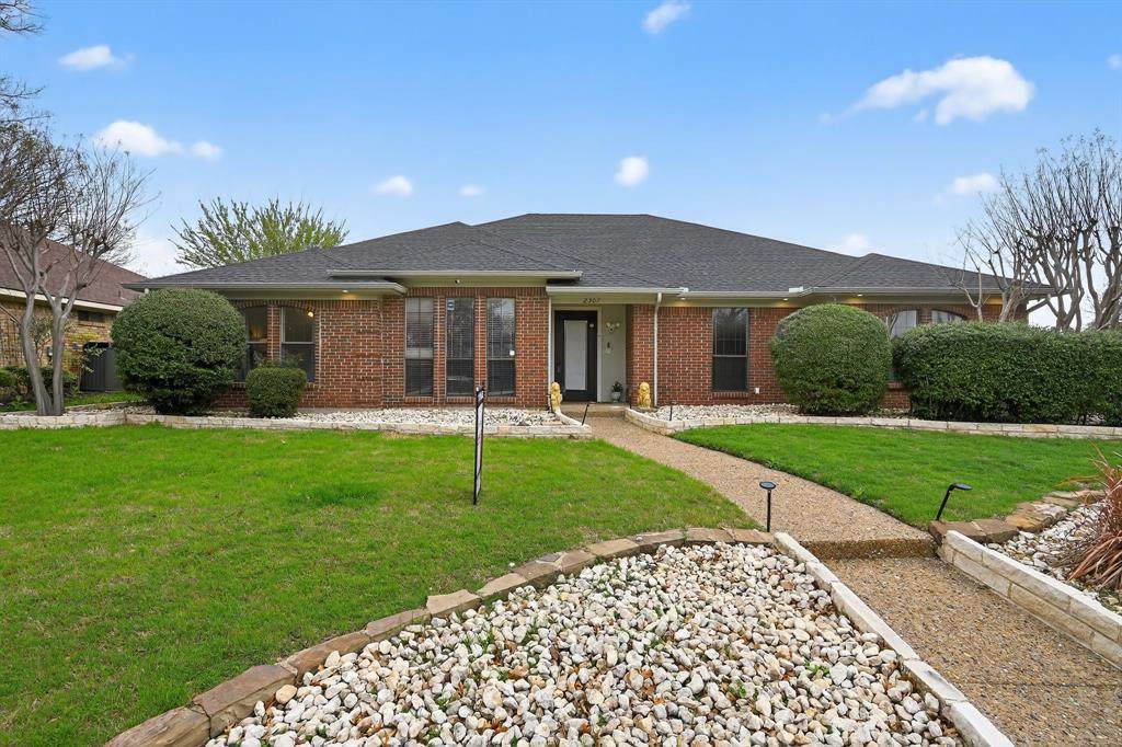 2307 Honeysuckle Drive - Photo 1