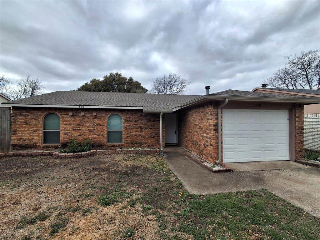 510 Cumberland Drive - Photo 1