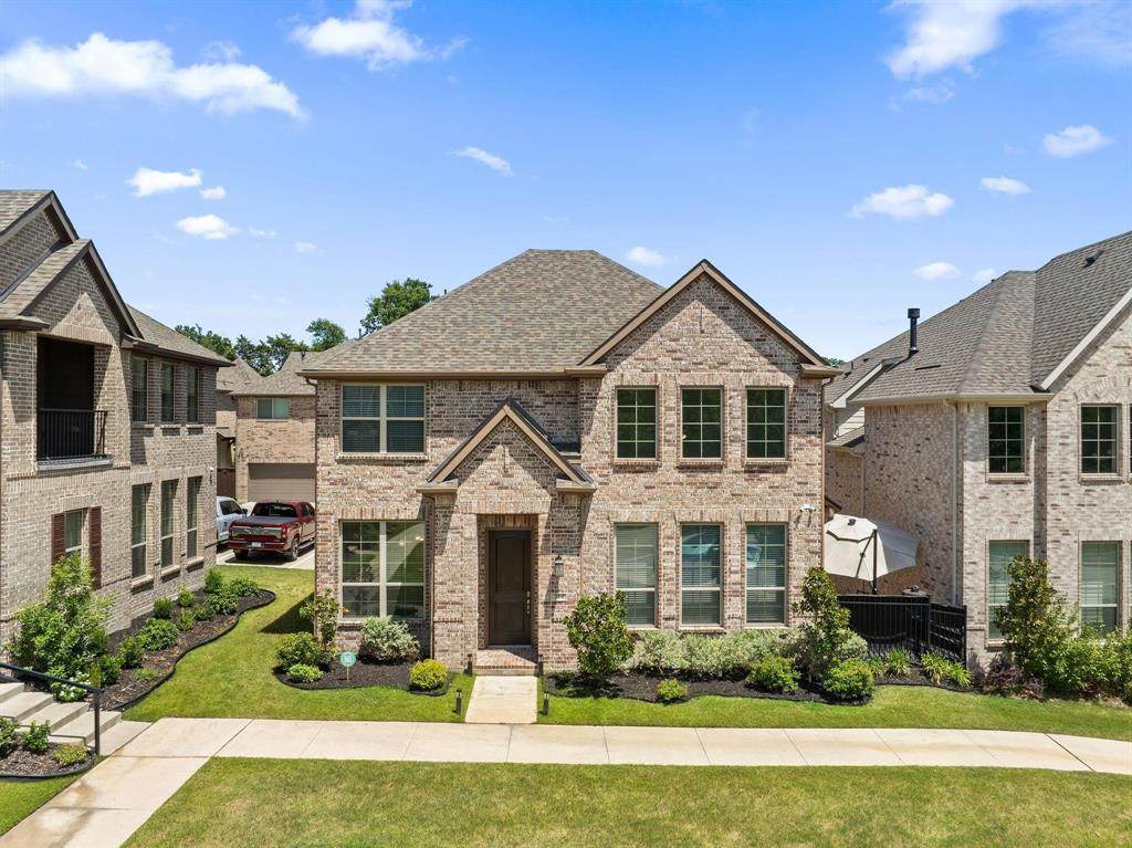 744 Patriot Lane - Photo 1