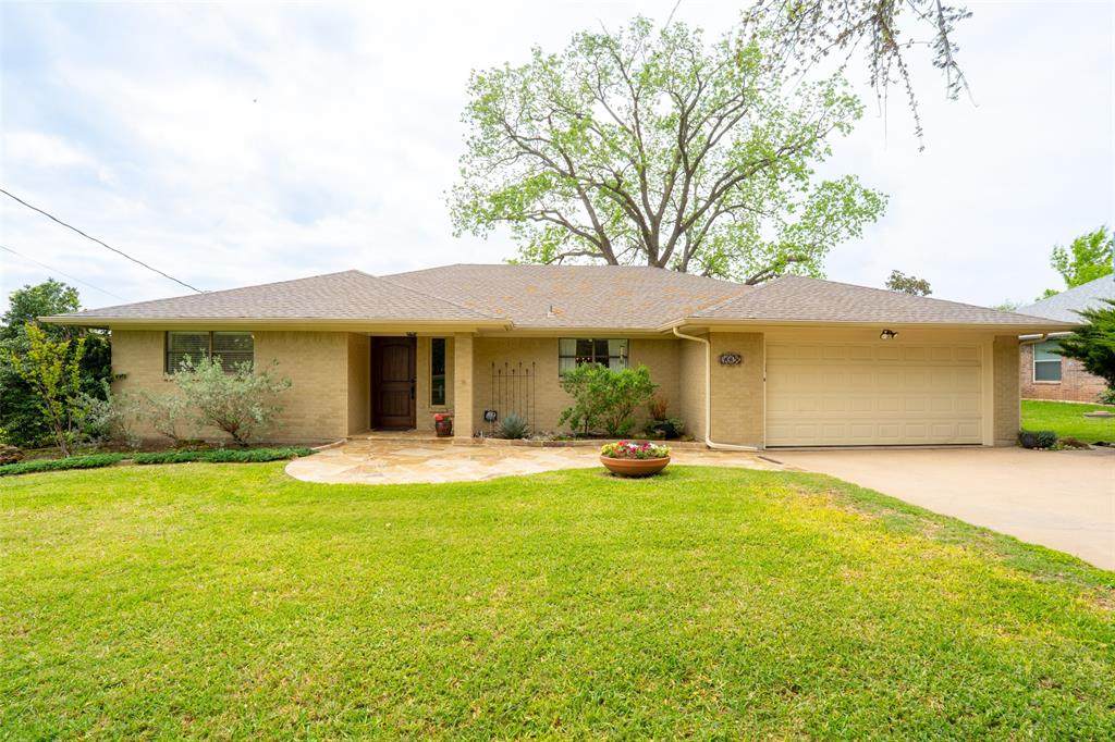 4027 Dakota Trail - Photo 1