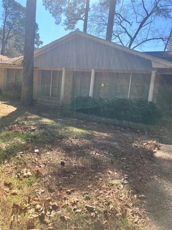 3327 Warwick Drive - Photo 1