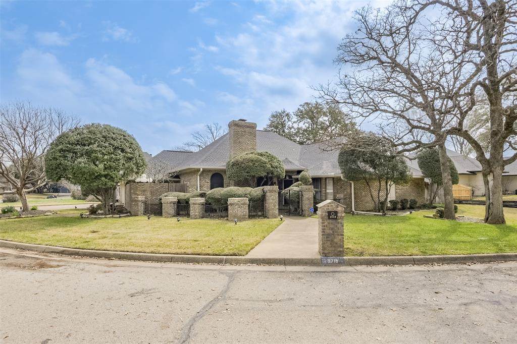 3719 Danbury Drive - Photo 1