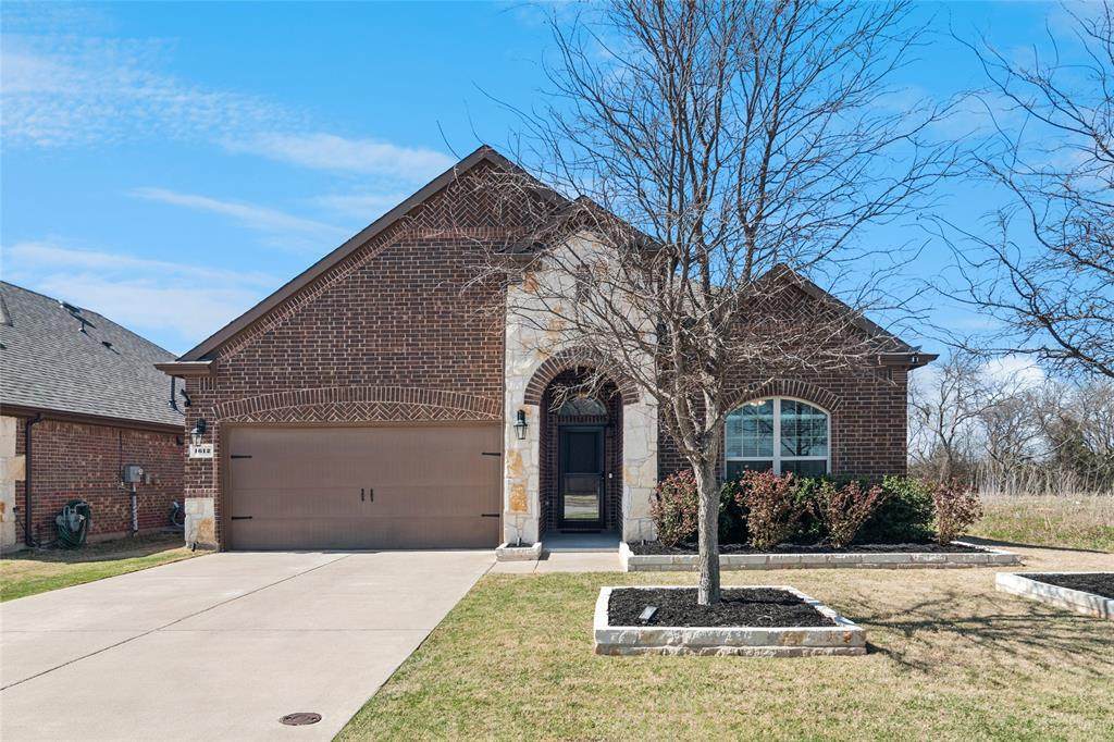 1612 Abigail Lane - Photo 1