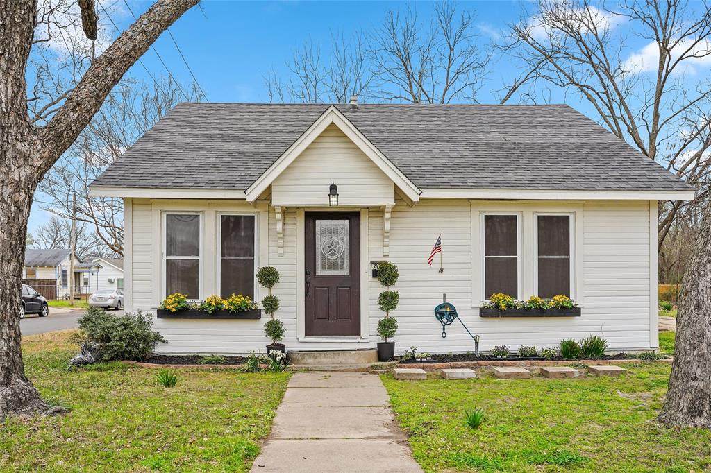 304 Texas Street - Photo 1